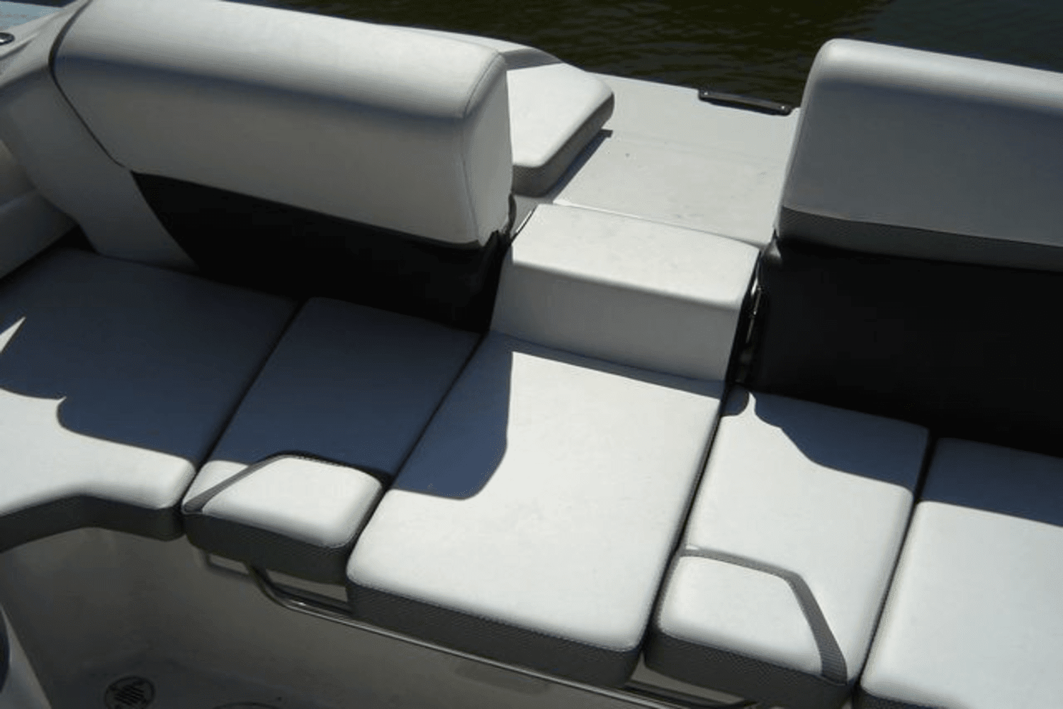 2019 Scarab 195 G Image Thumbnail #4