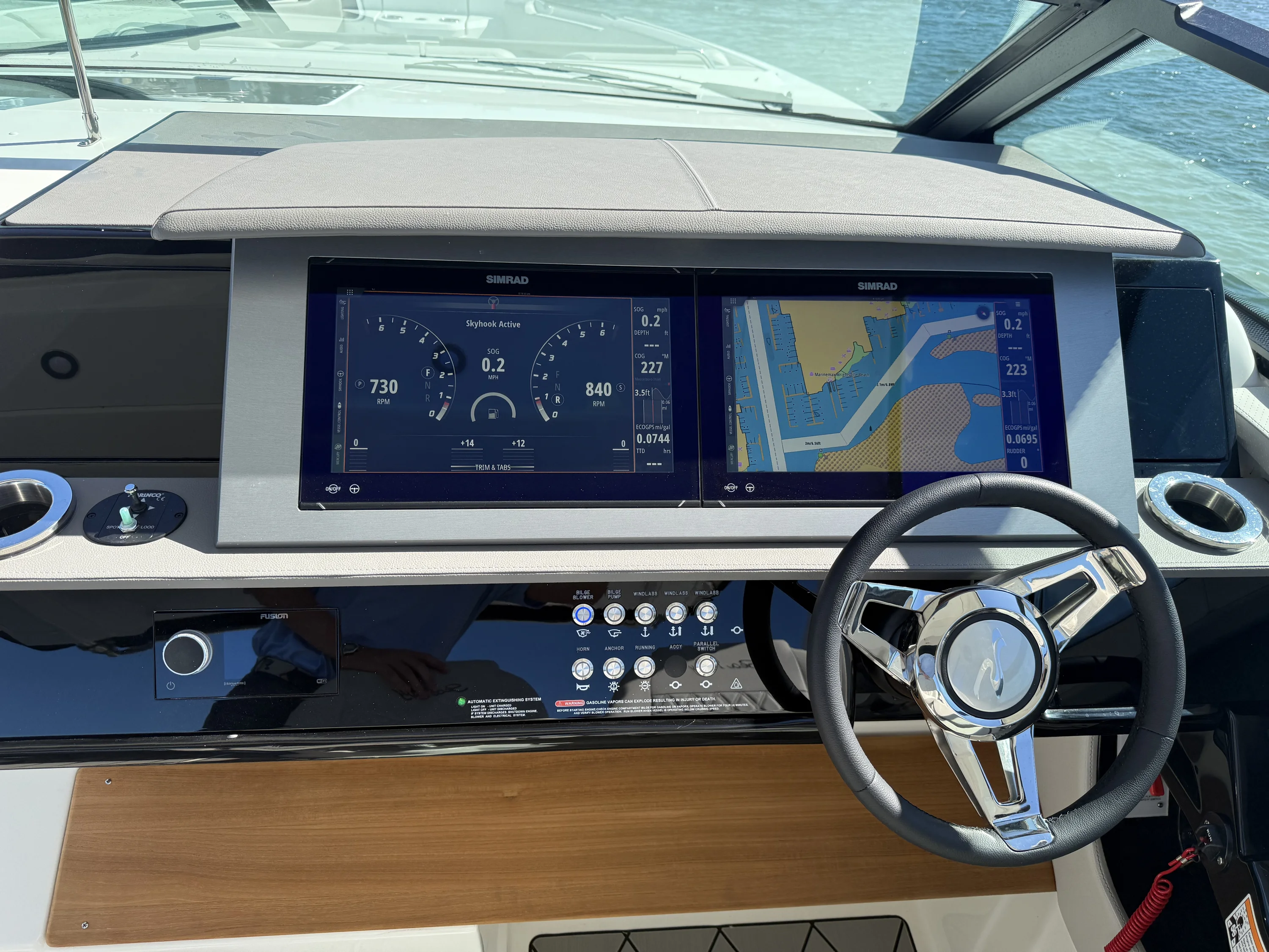 2026 Sea Ray SLX 400 Outboard Image Thumbnail #15