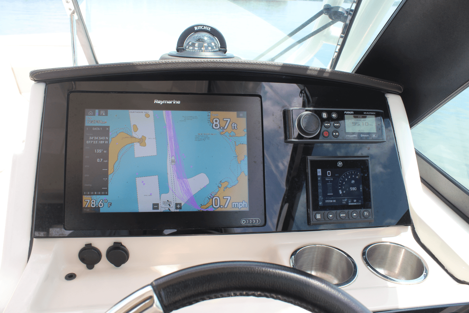 2021 Boston Whaler 240 VANTAGE Image Thumbnail #27