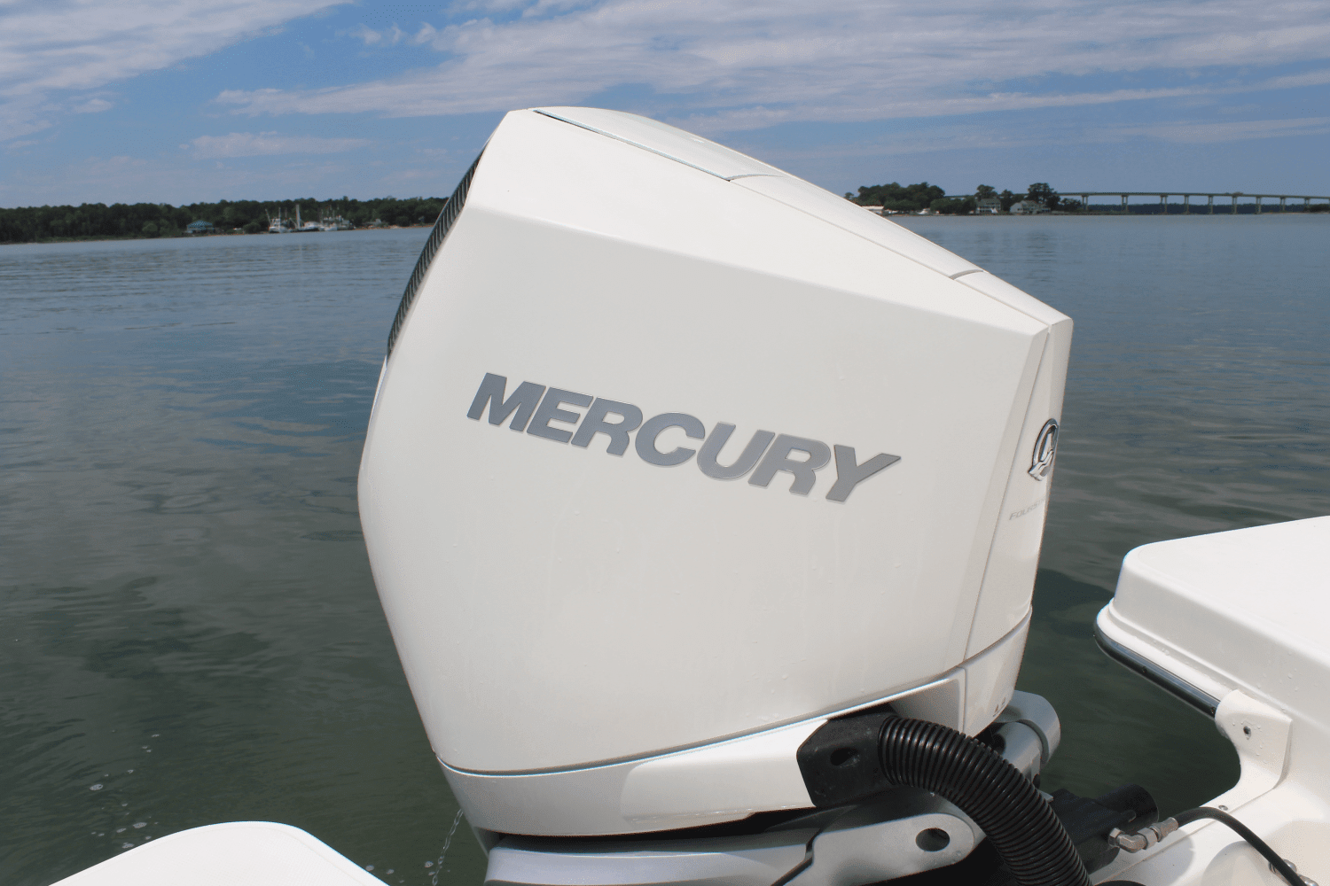 2021 Boston Whaler 240 VANTAGE Image Thumbnail #21