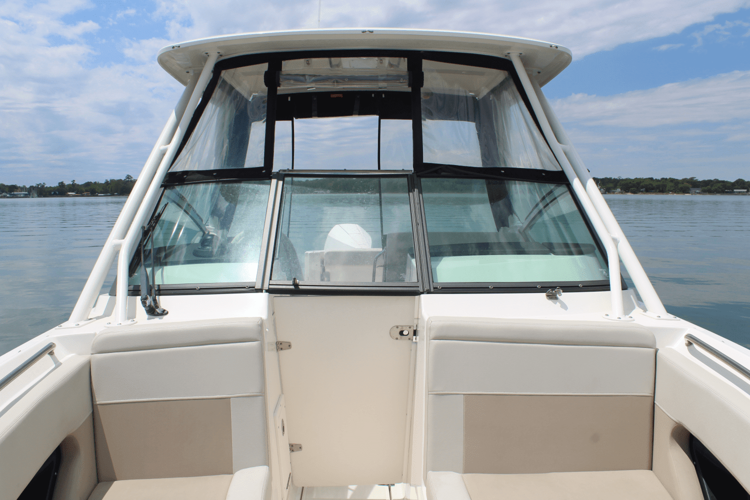 2021 Boston Whaler 240 VANTAGE Image Thumbnail #41
