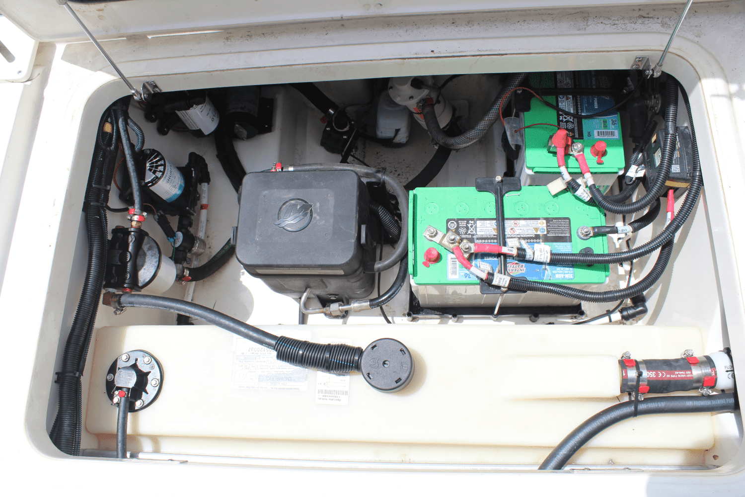 2021 Boston Whaler 240 VANTAGE Image Thumbnail #20