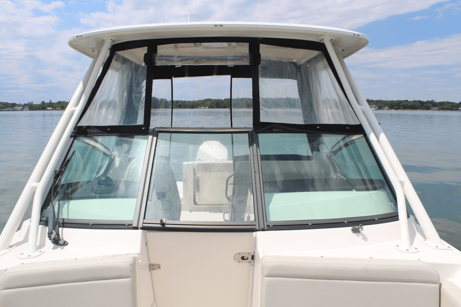 2021 Boston Whaler 240 VANTAGE Image Thumbnail #42