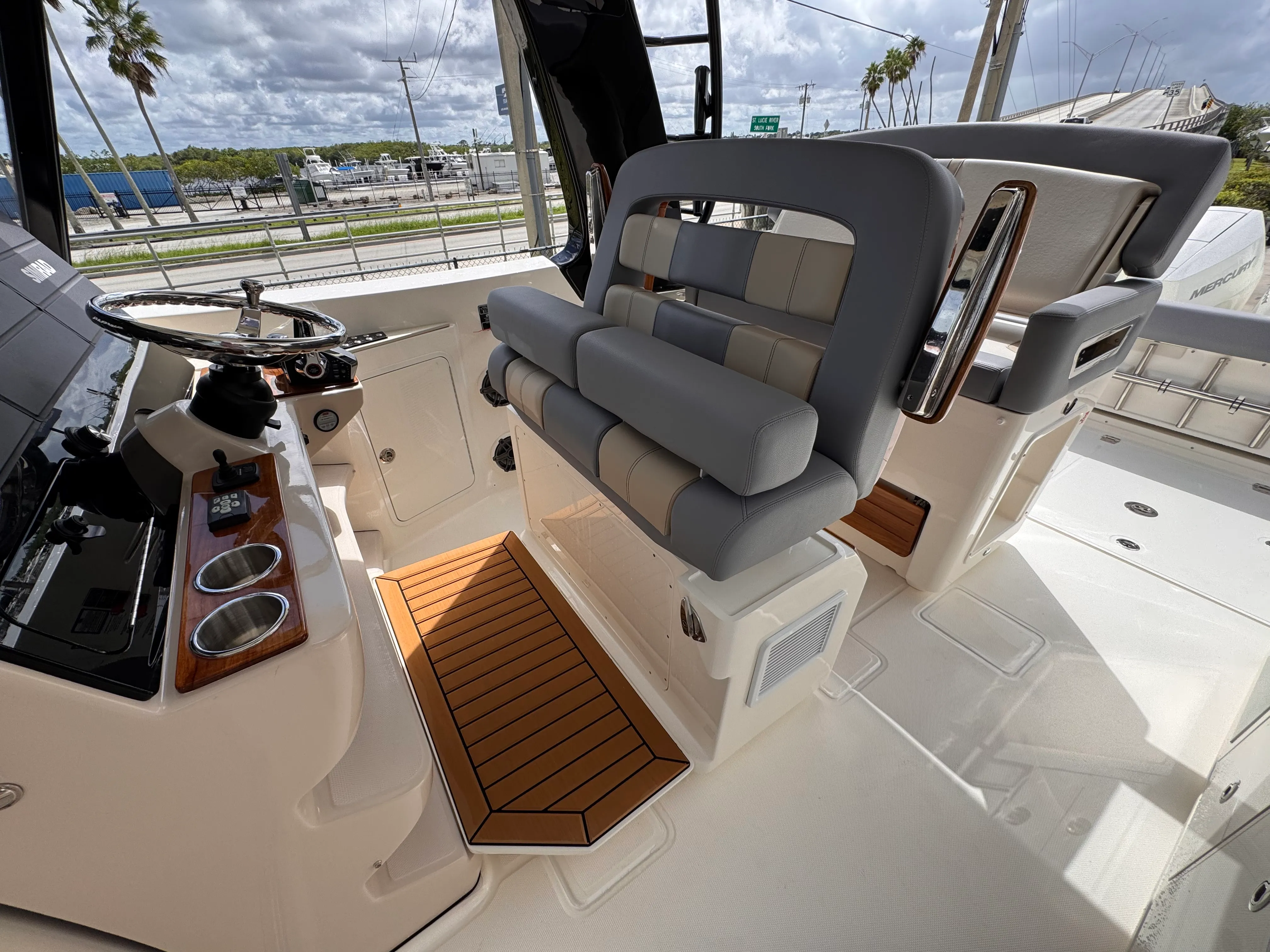 2026 Boston Whaler 380 Realm Image Thumbnail #13