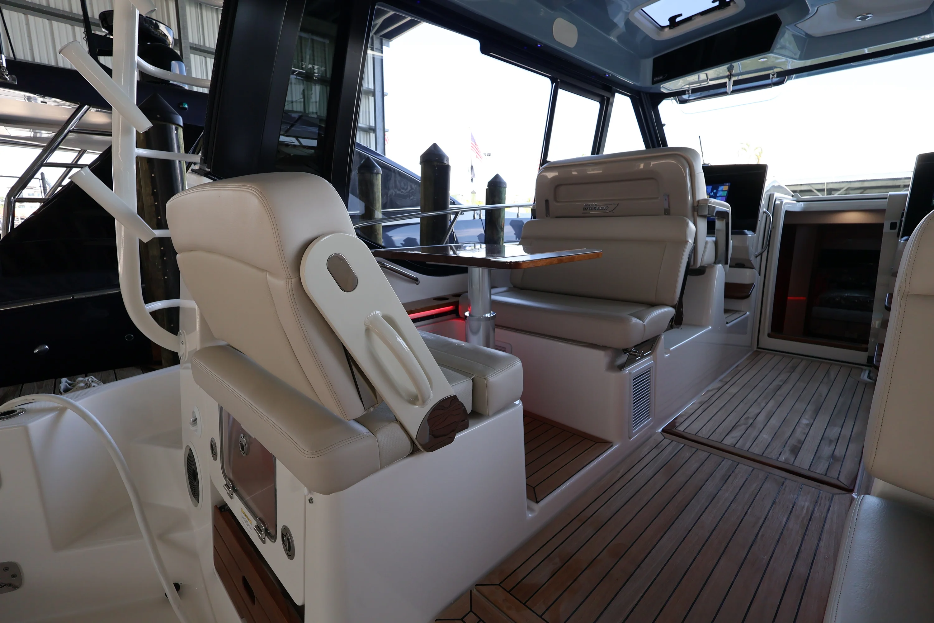 2026 Boston Whaler 405 Conquest Image Thumbnail #38