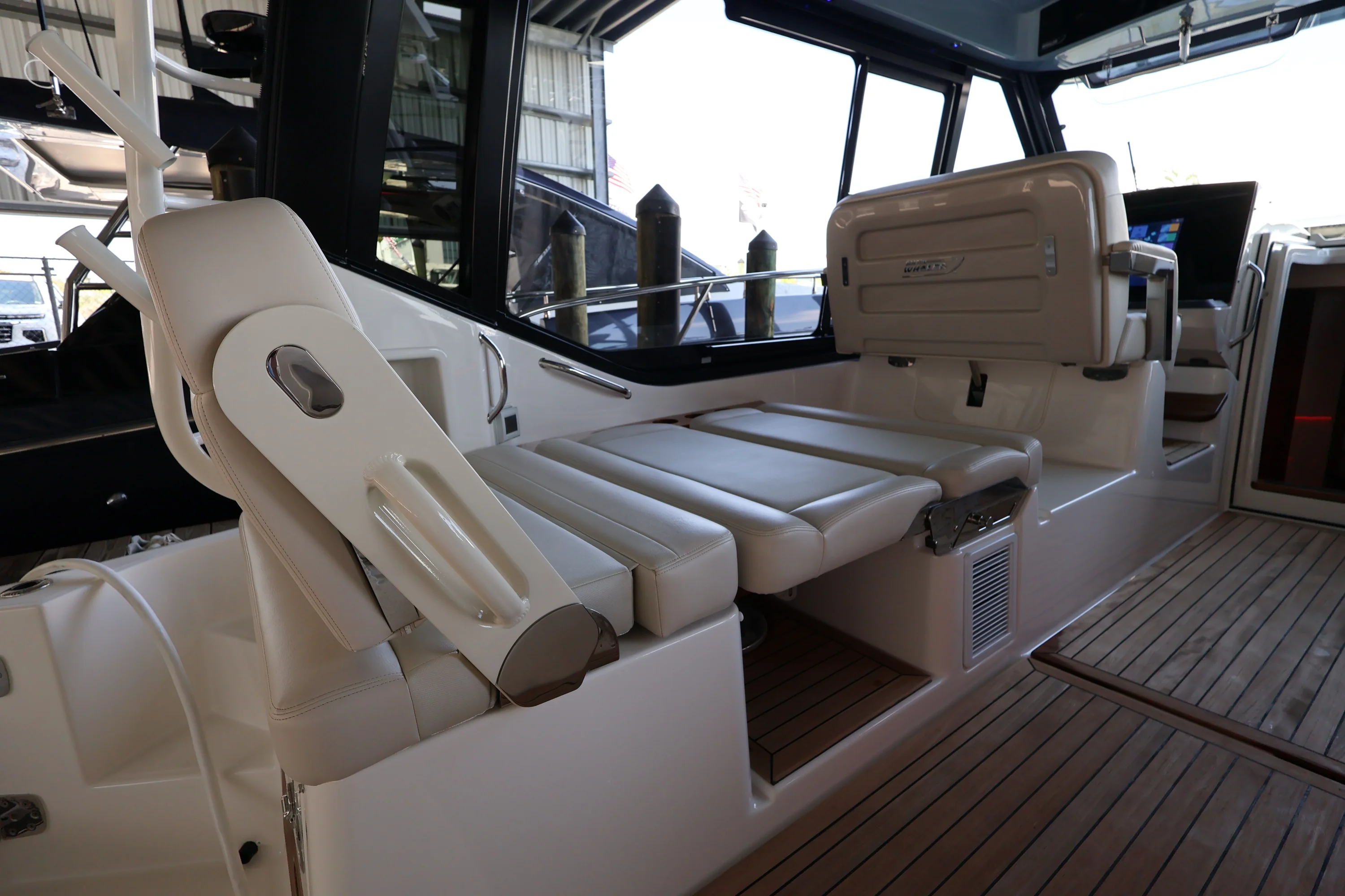 2026 Boston Whaler 405 Conquest Image Thumbnail #44