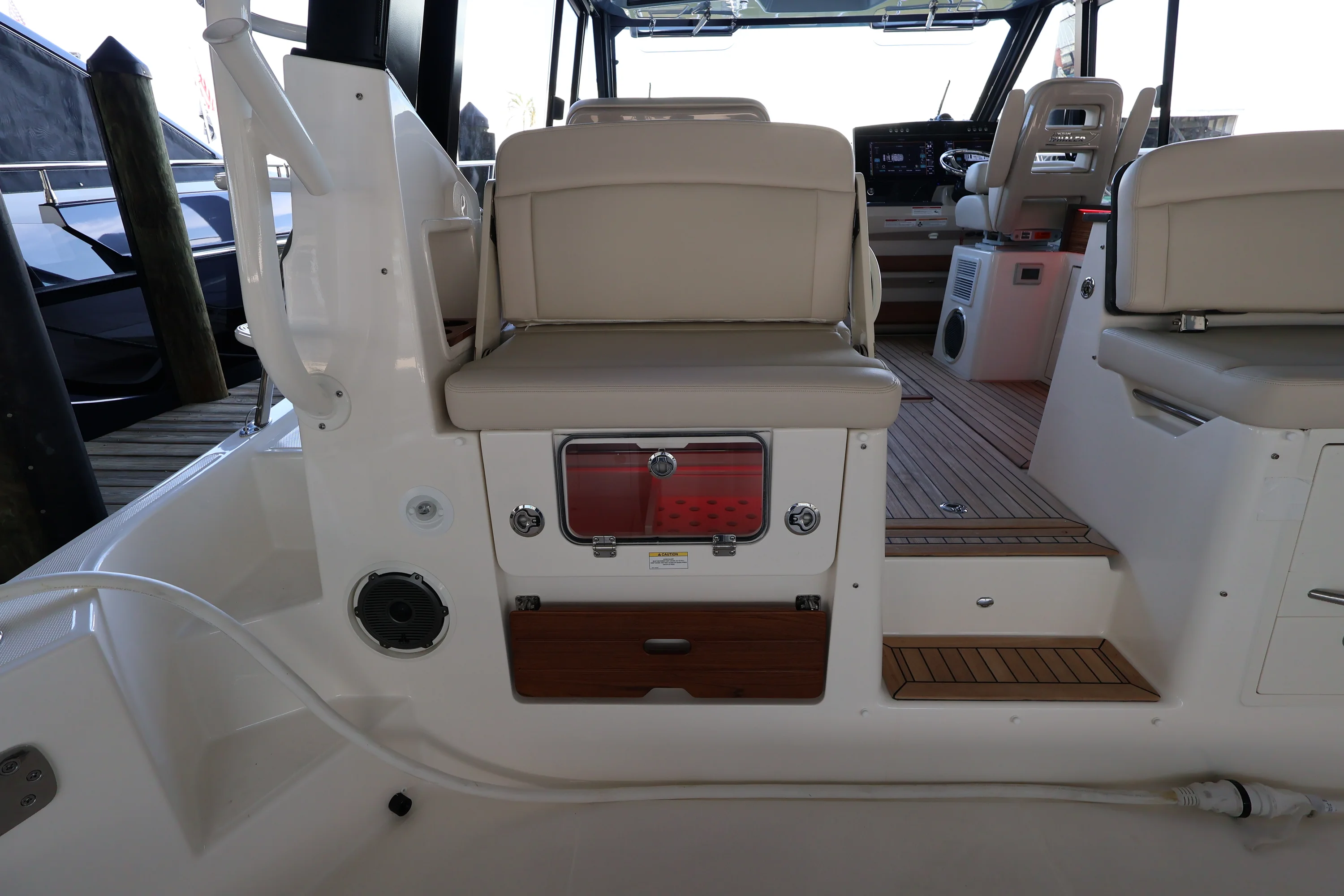 2026 Boston Whaler 405 Conquest Image Thumbnail #28