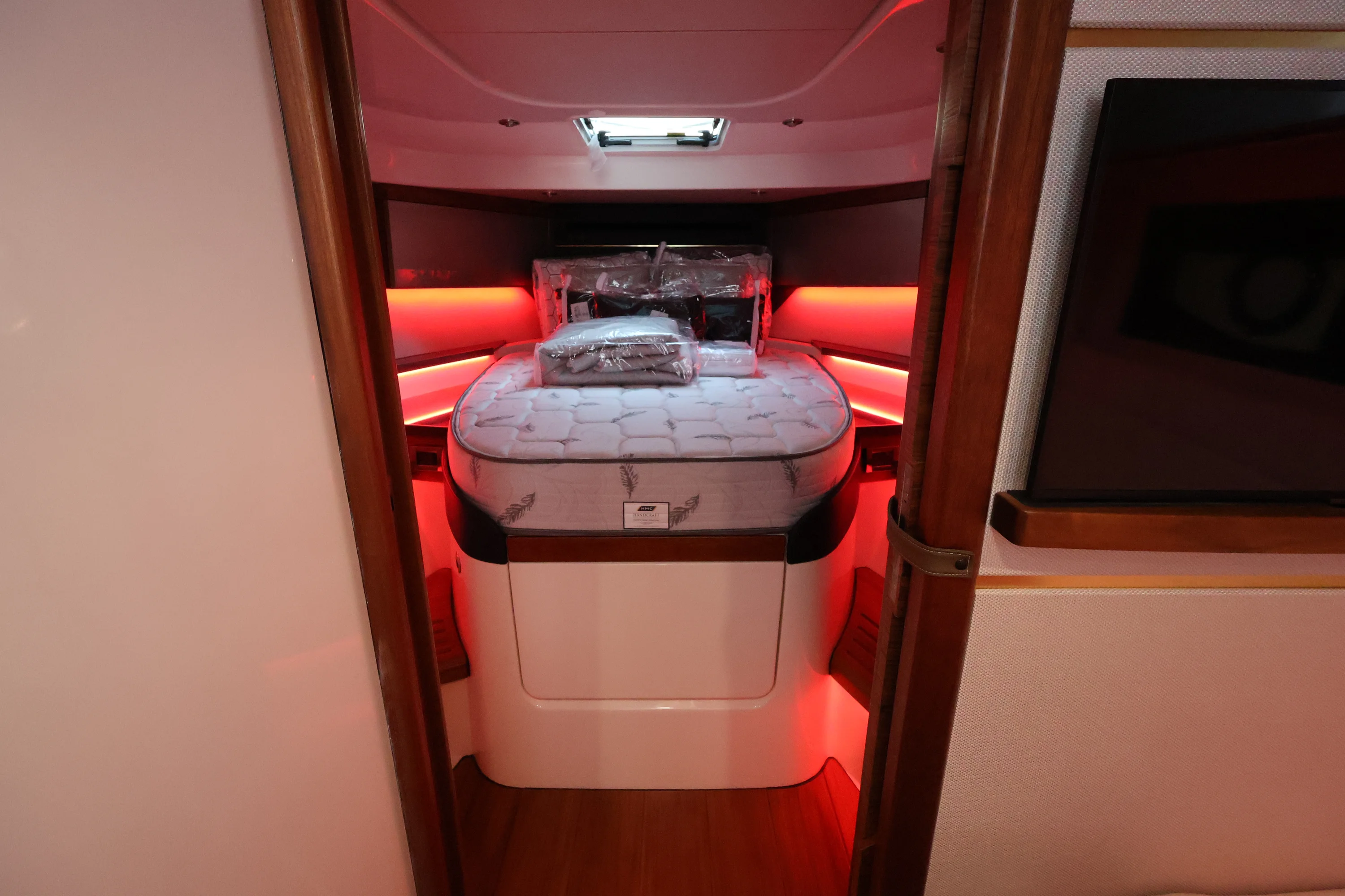 2026 Boston Whaler 405 Conquest Image Thumbnail #67