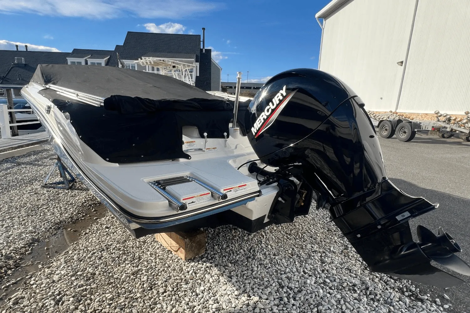 2020 Sea Ray 19 SPX OB Image Thumbnail #3