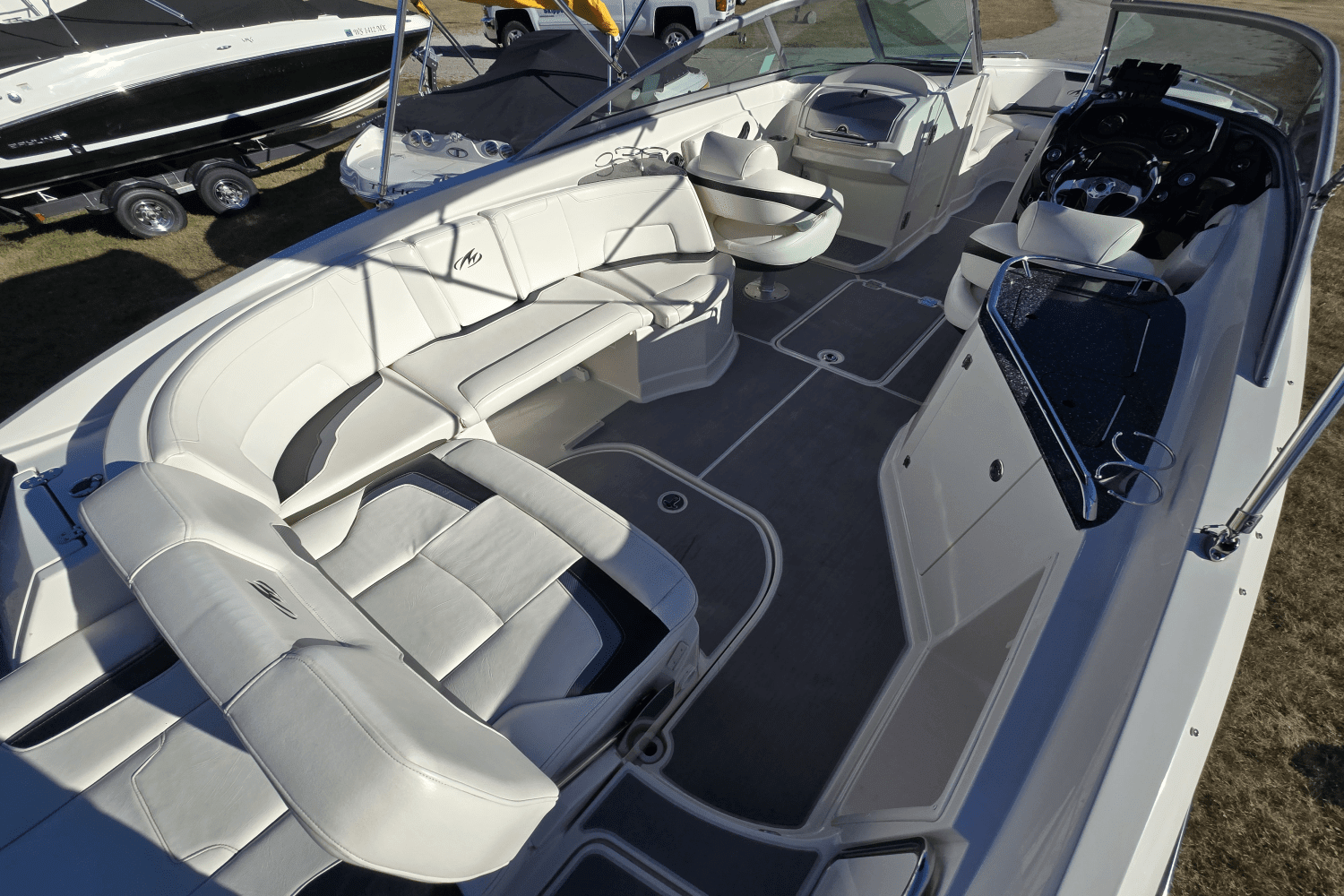 2013 Monterey 264 FS Image Thumbnail #10