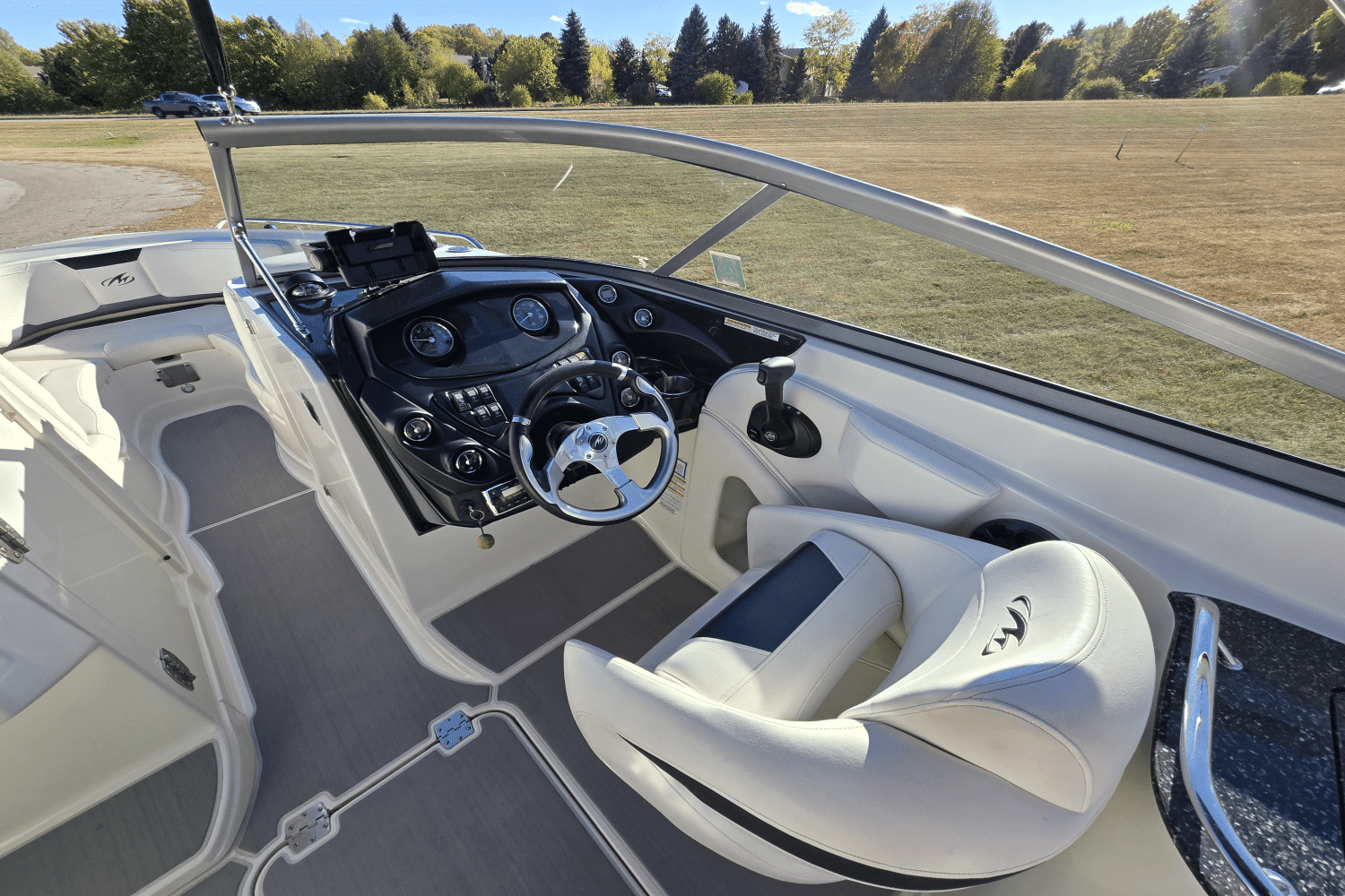 2013 Monterey 264 FS Image Thumbnail #7