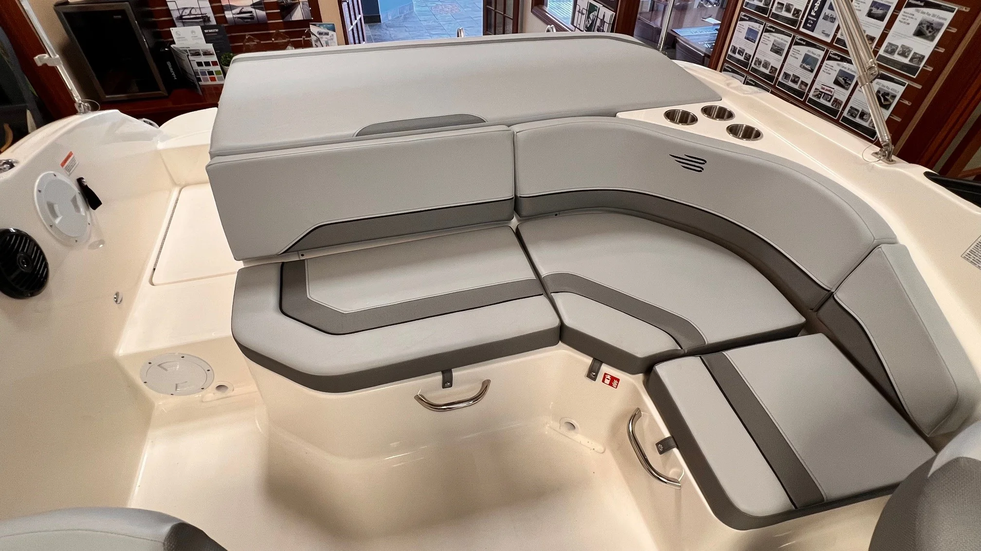 2025 Bayliner V20I Image Thumbnail #6