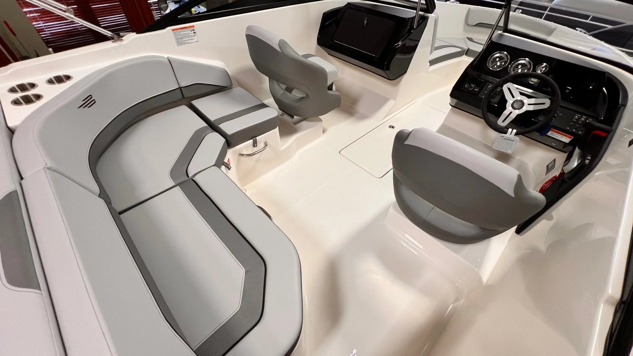 2025 Bayliner V20I Image Thumbnail #9