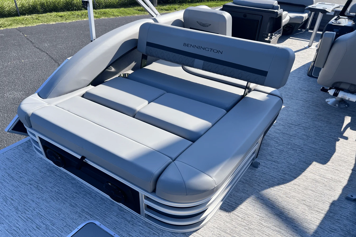 2025 Bennington 22MSB Image Thumbnail #18