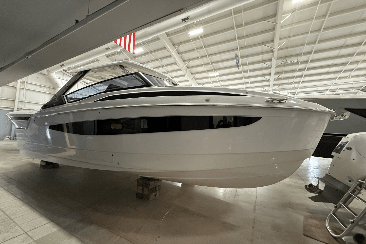 2025 Aquila 32 Image Thumbnail #1