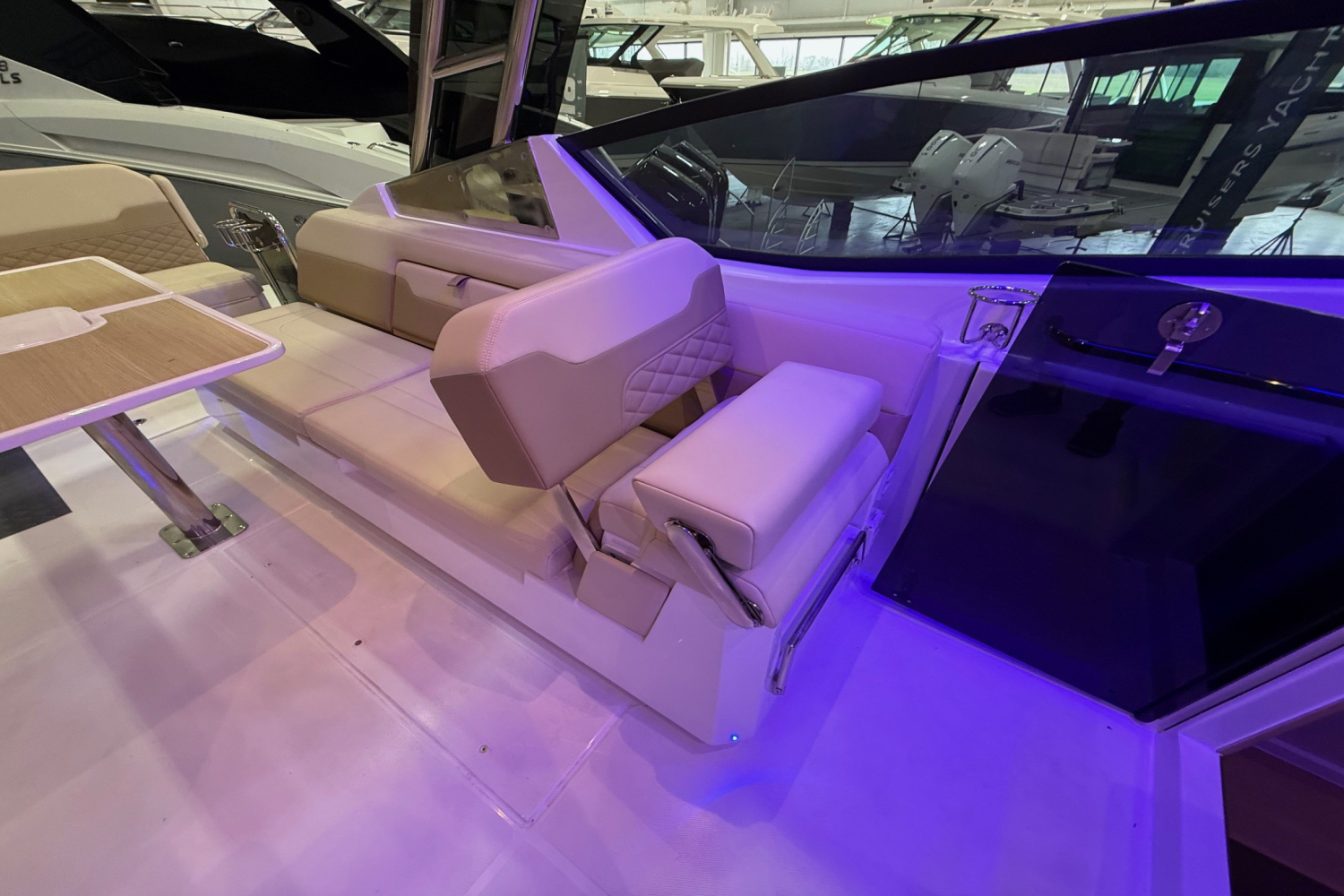 2025 Aquila 32 Image Thumbnail #14