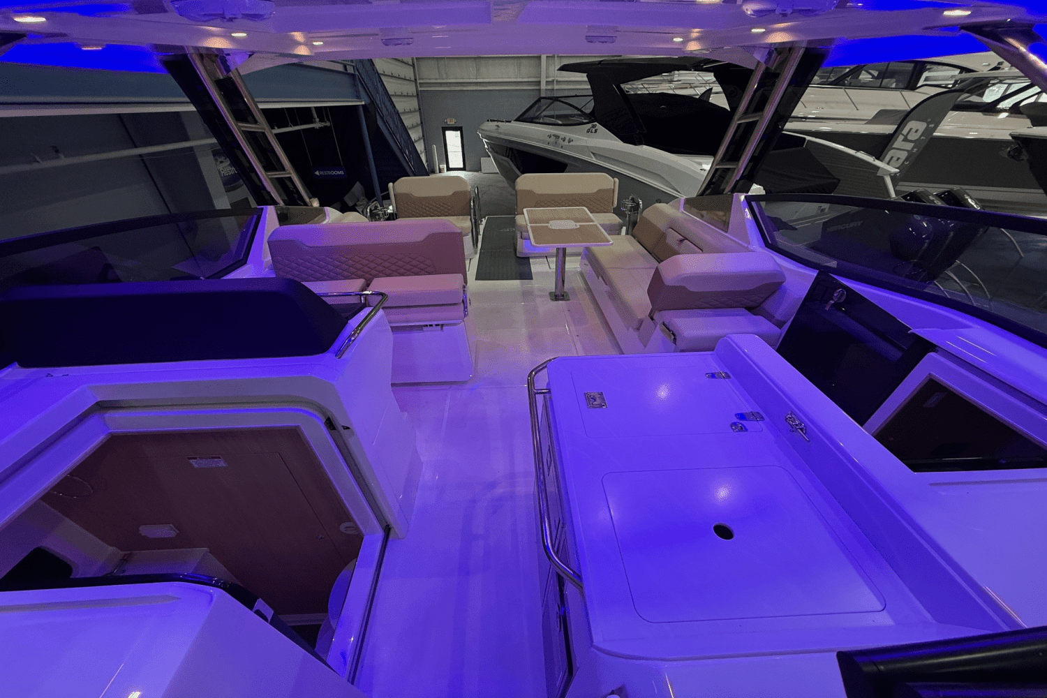 2025 Aquila 32 Image Thumbnail #15