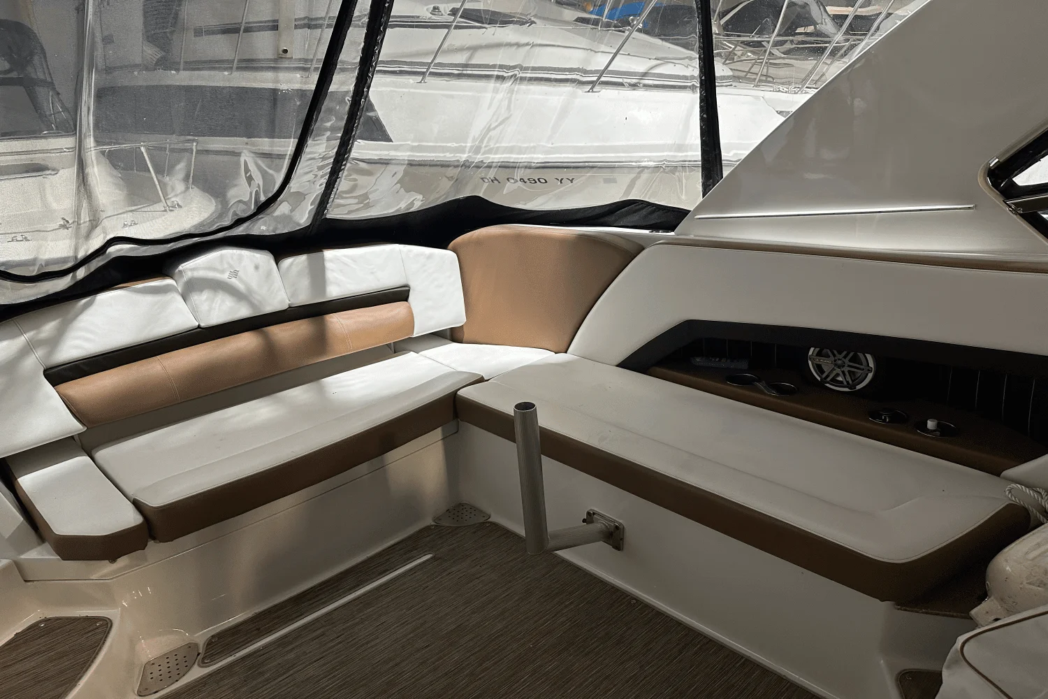 2018 Four Winns H350 Image Thumbnail #3