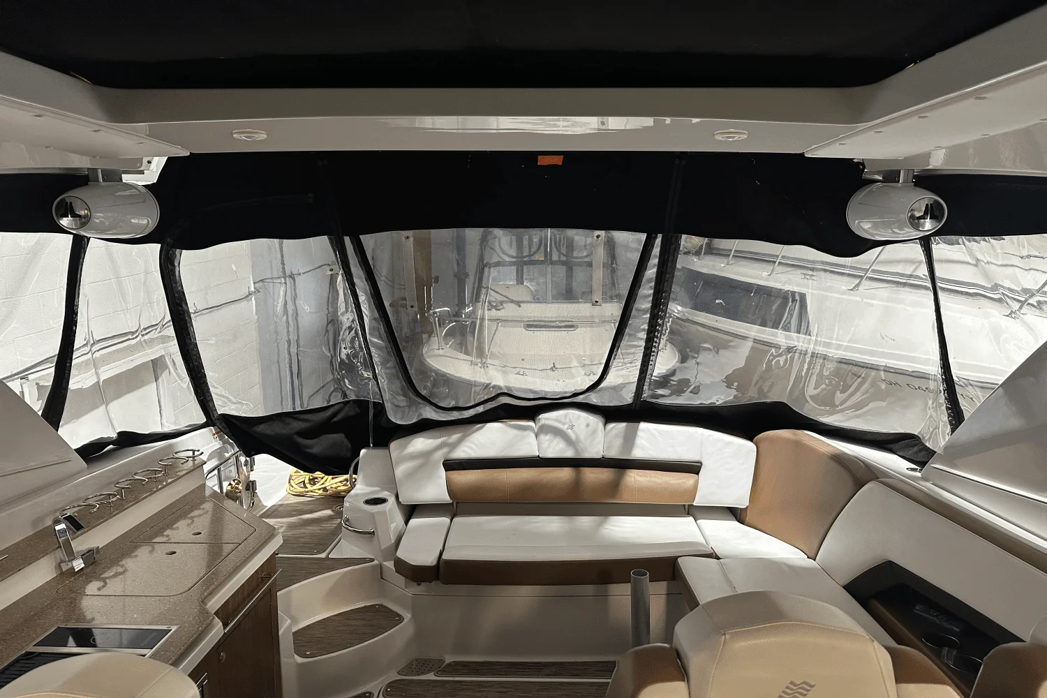 2018 Four Winns H350 Image Thumbnail #4