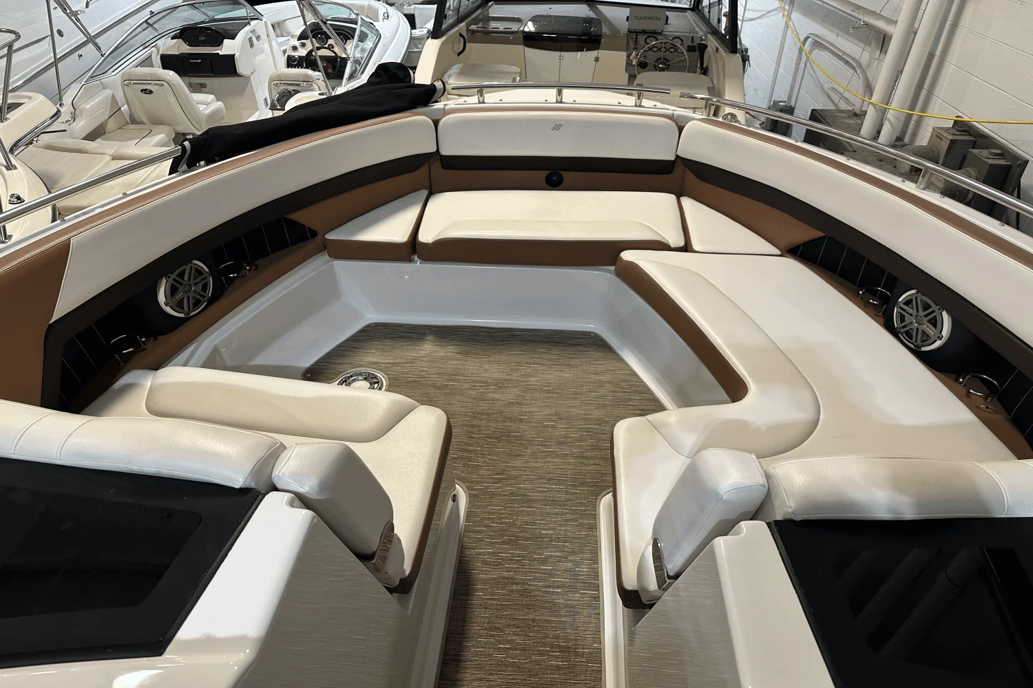 2018 Four Winns H350 Image Thumbnail #28