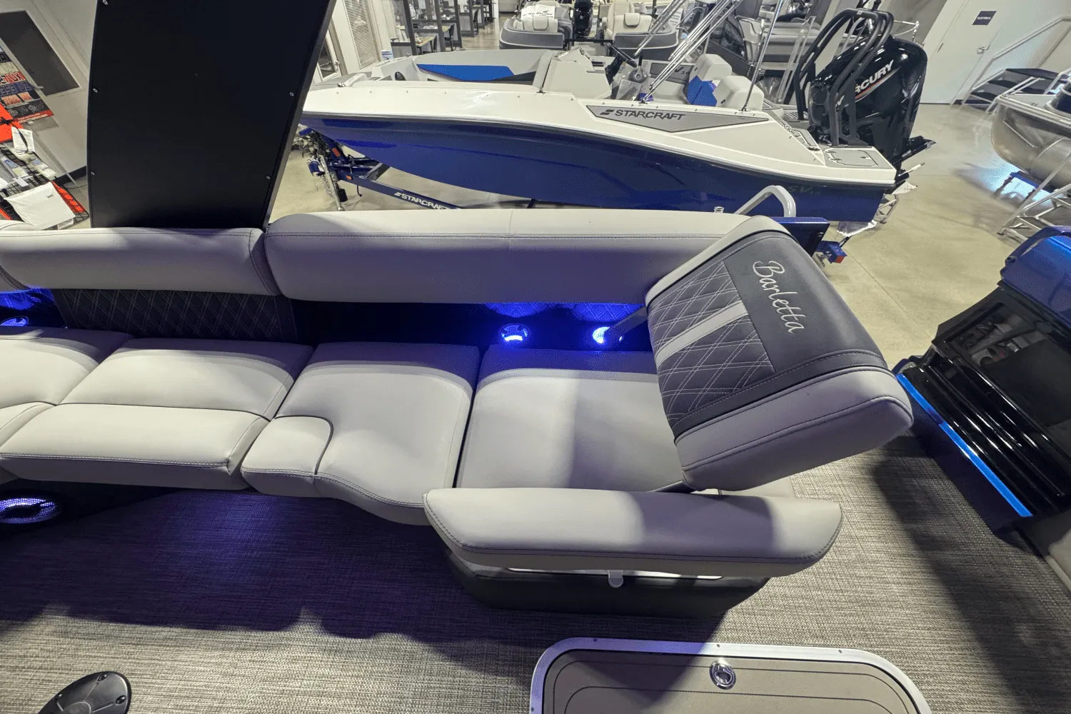 2023 Barletta RESERVE V26 MTT Image Thumbnail #6