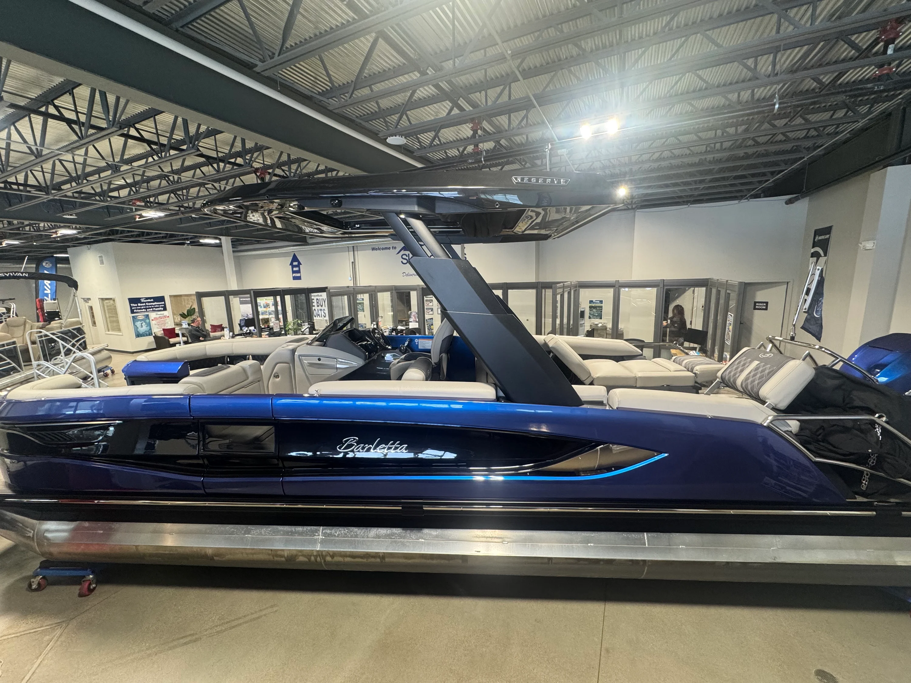 2023 Barletta RESERVE V26 MTT Image Thumbnail #4