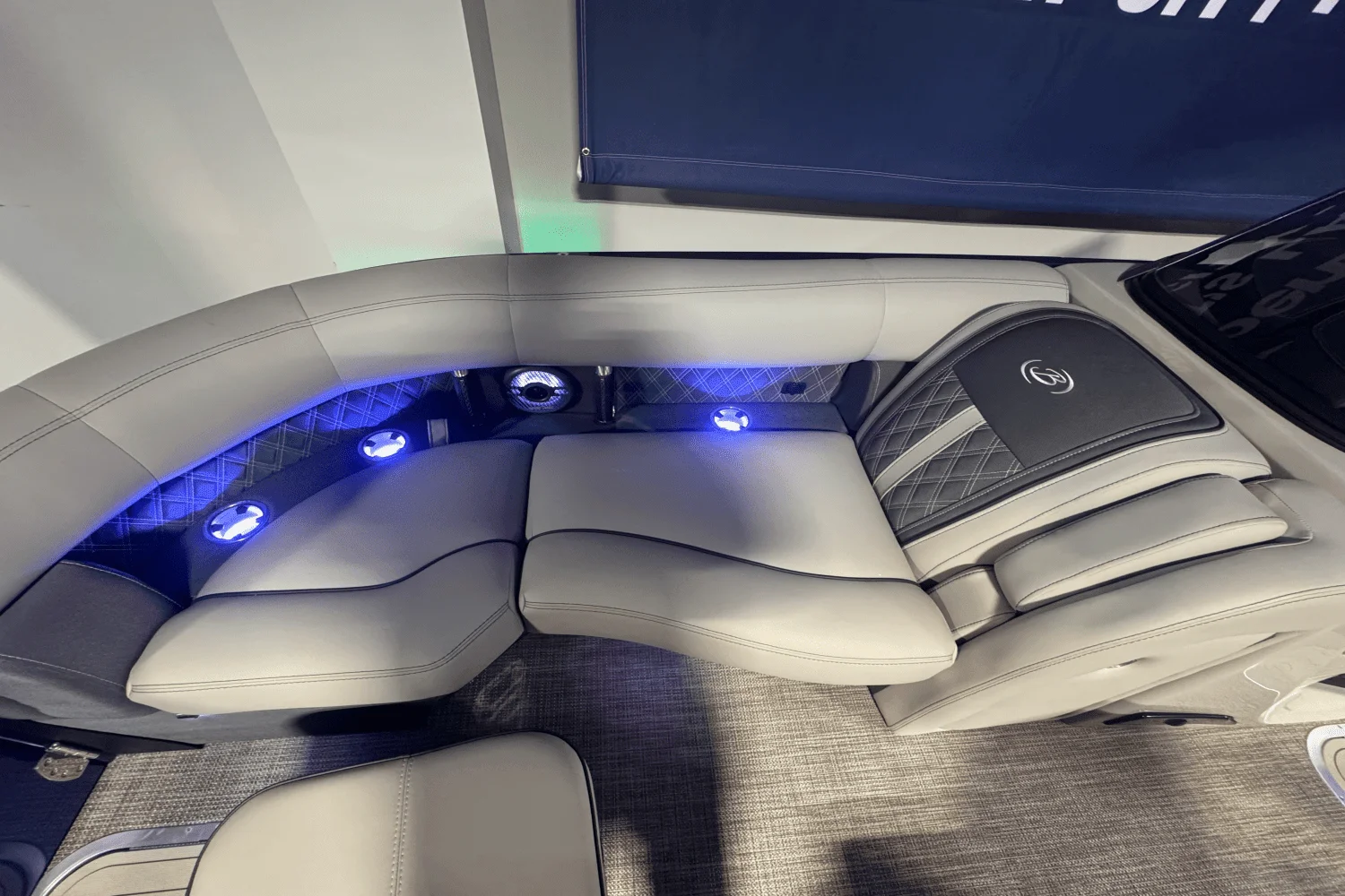 2023 Barletta RESERVE V26 MTT Image Thumbnail #13