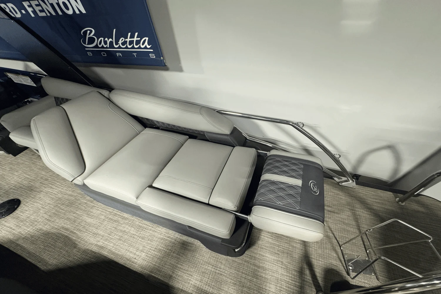 2023 Barletta RESERVE V26 MTT Image Thumbnail #31