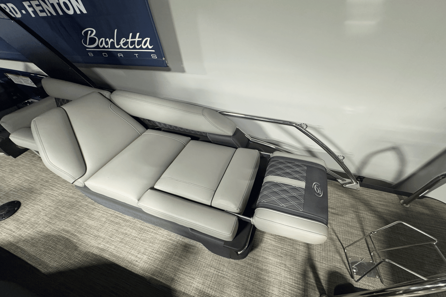 2023 Barletta RESERVE V26 MTT Image Thumbnail #20