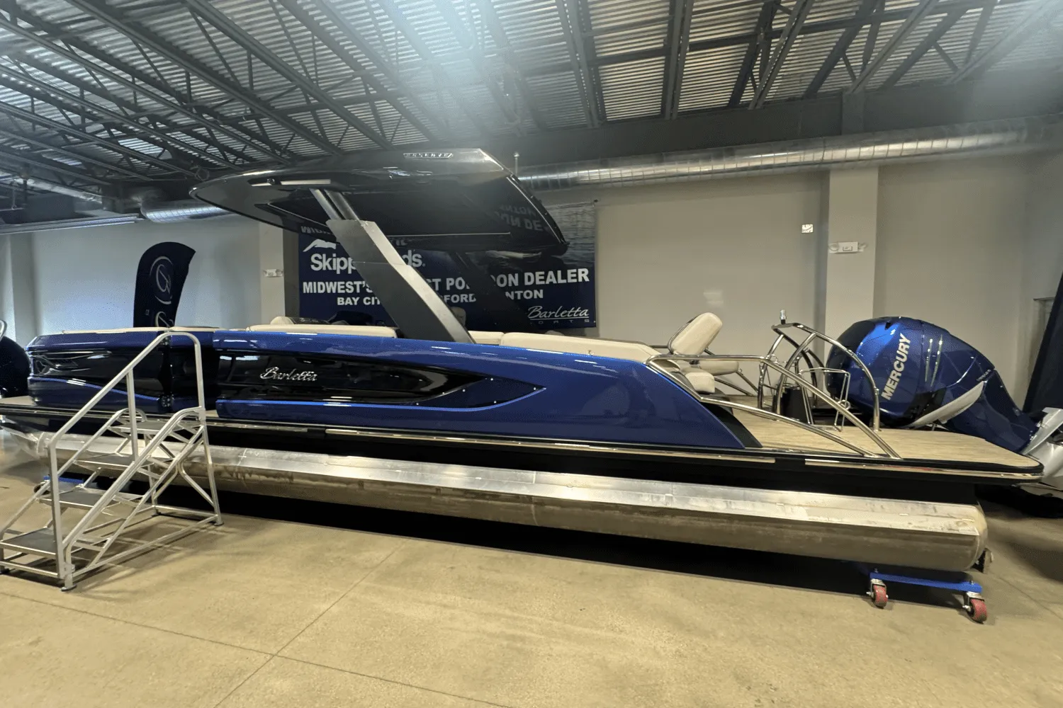 2023 Barletta RESERVE V26 MTT Image Thumbnail #2