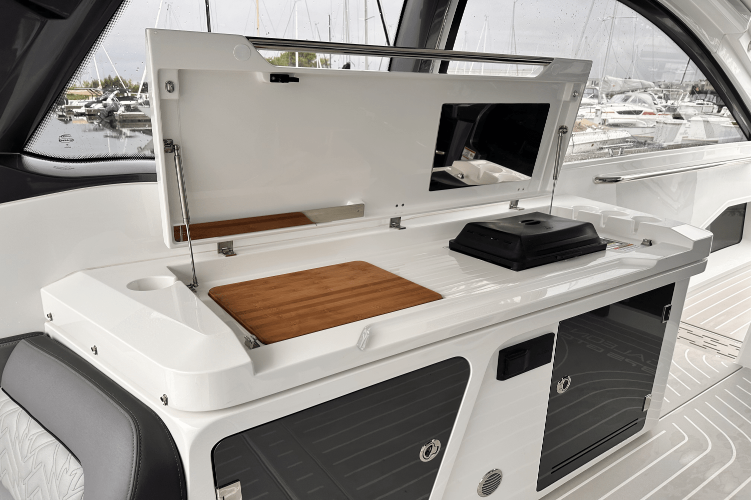 2025 Galeon 375 GTO Image Thumbnail #13