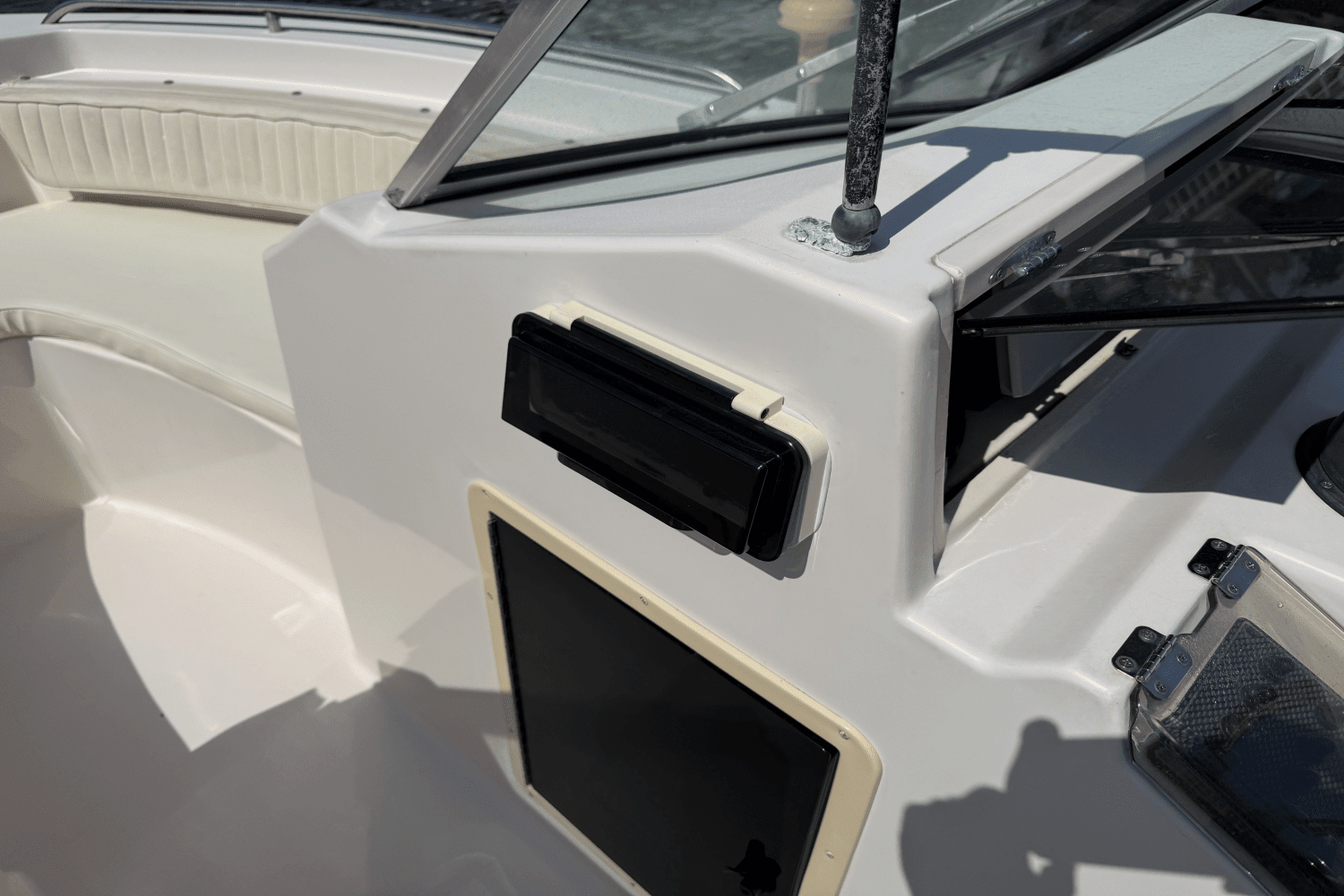 2002 Grady-White 223 DUAL CONSOLE Image Thumbnail #18