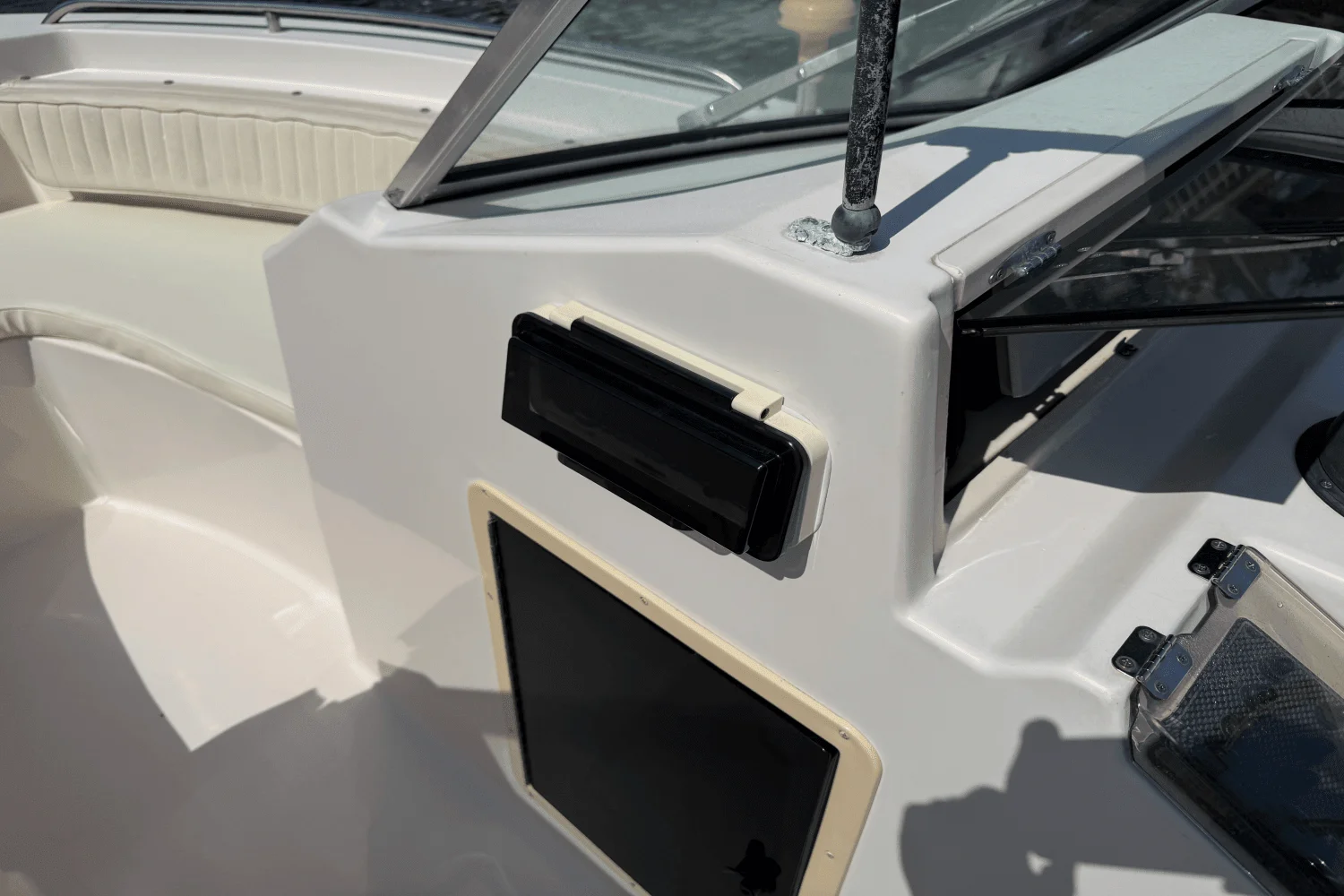 2002 Grady-White 223 DUAL CONSOLE Image Thumbnail #18