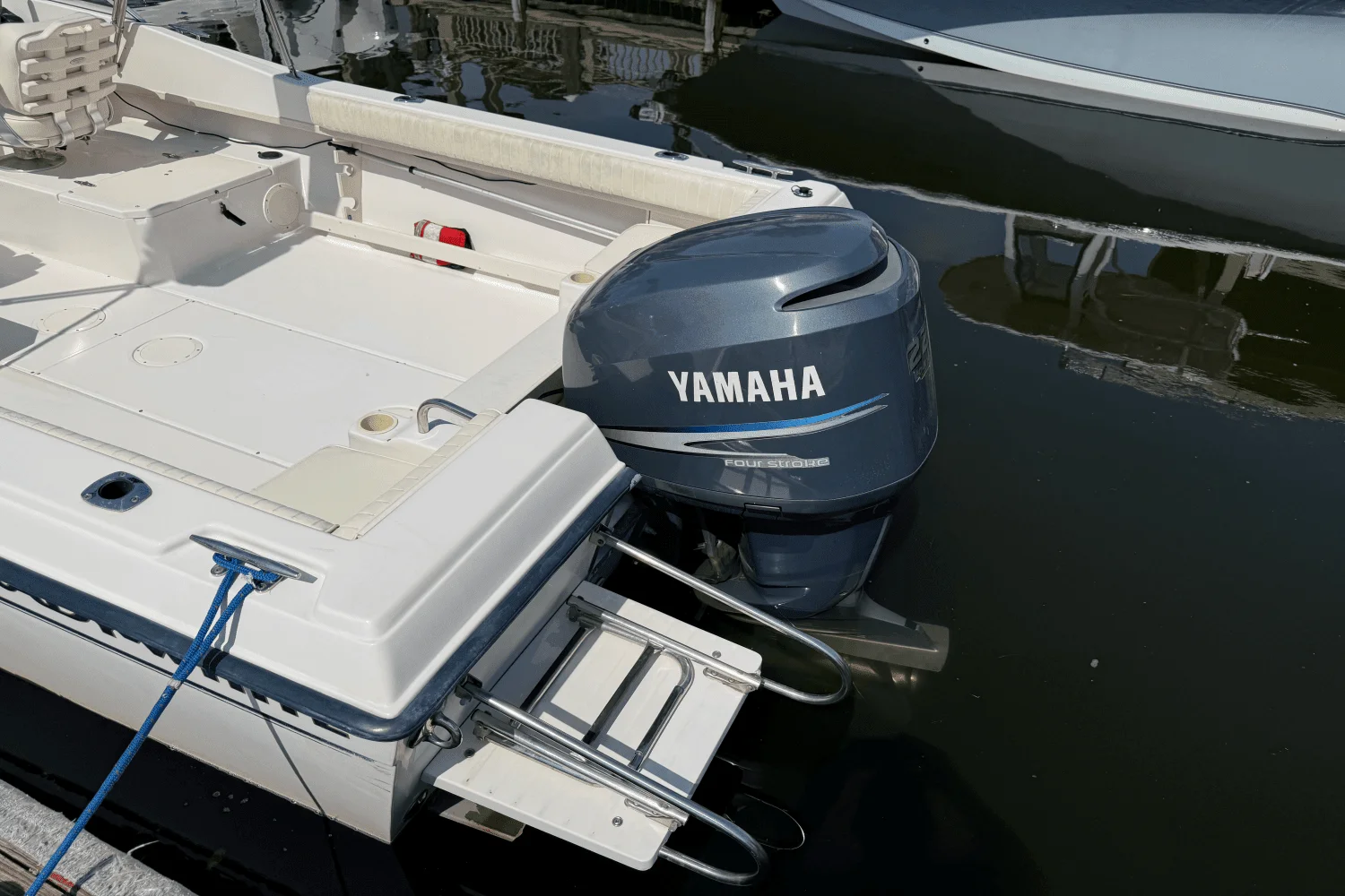 2002 Grady-White 223 DUAL CONSOLE Image Thumbnail #15