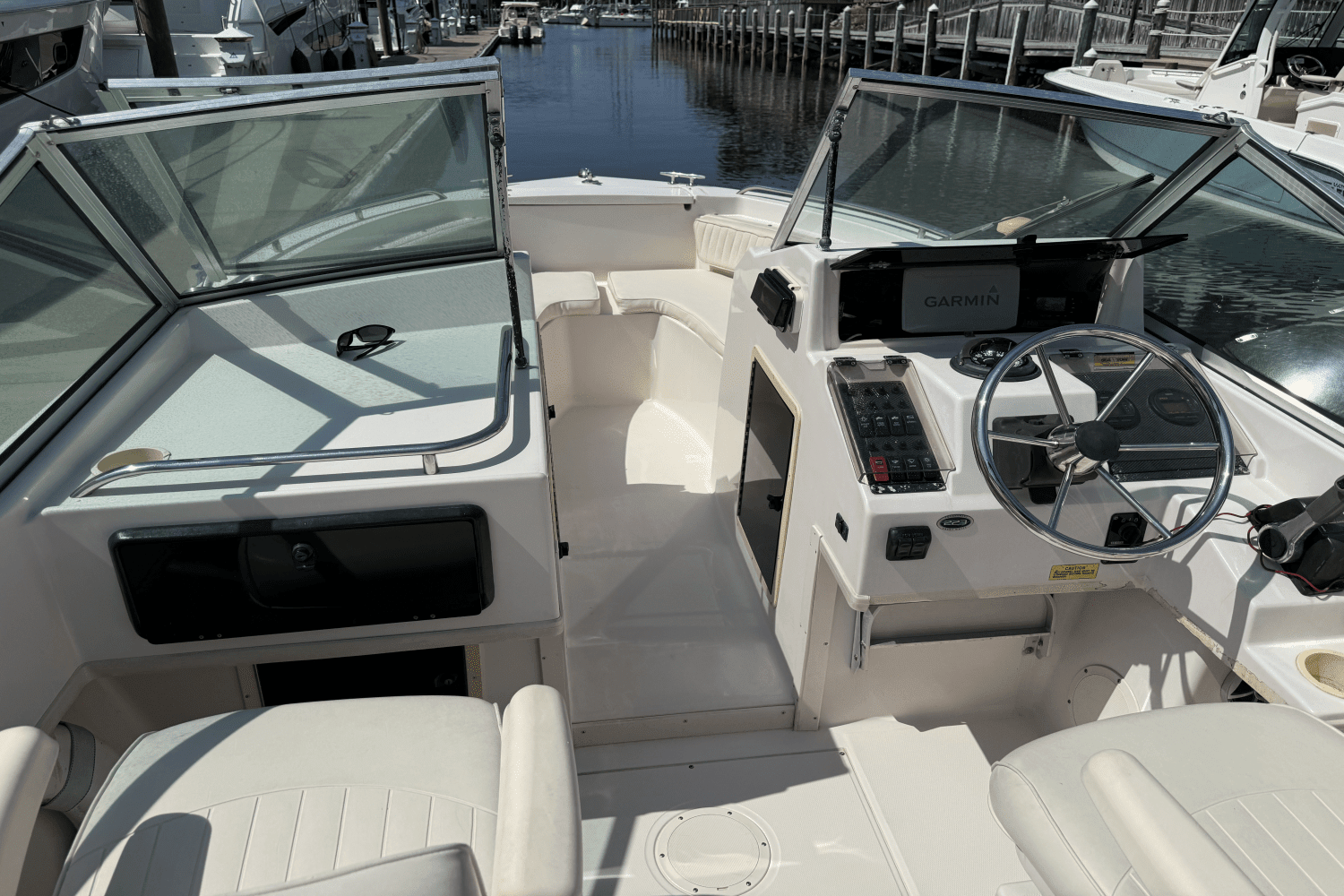 2002 Grady-White 223 DUAL CONSOLE Image Thumbnail #11