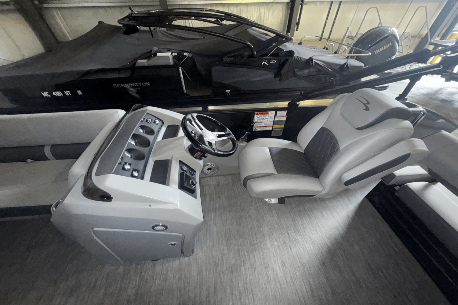 2022 Bennington 21 LSB Image Thumbnail #9