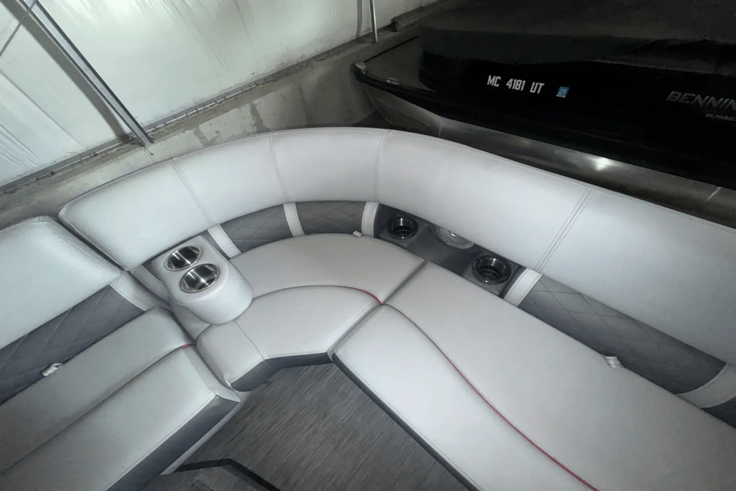 2022 Bennington 21 LSB Image Thumbnail #8