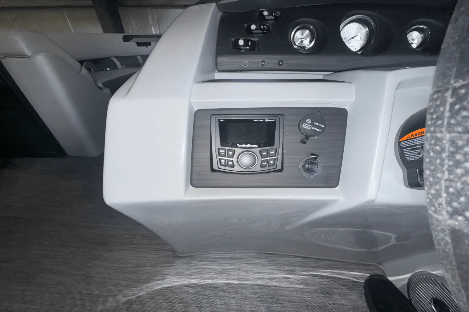 2022 Bennington 21 LSB Image Thumbnail #10