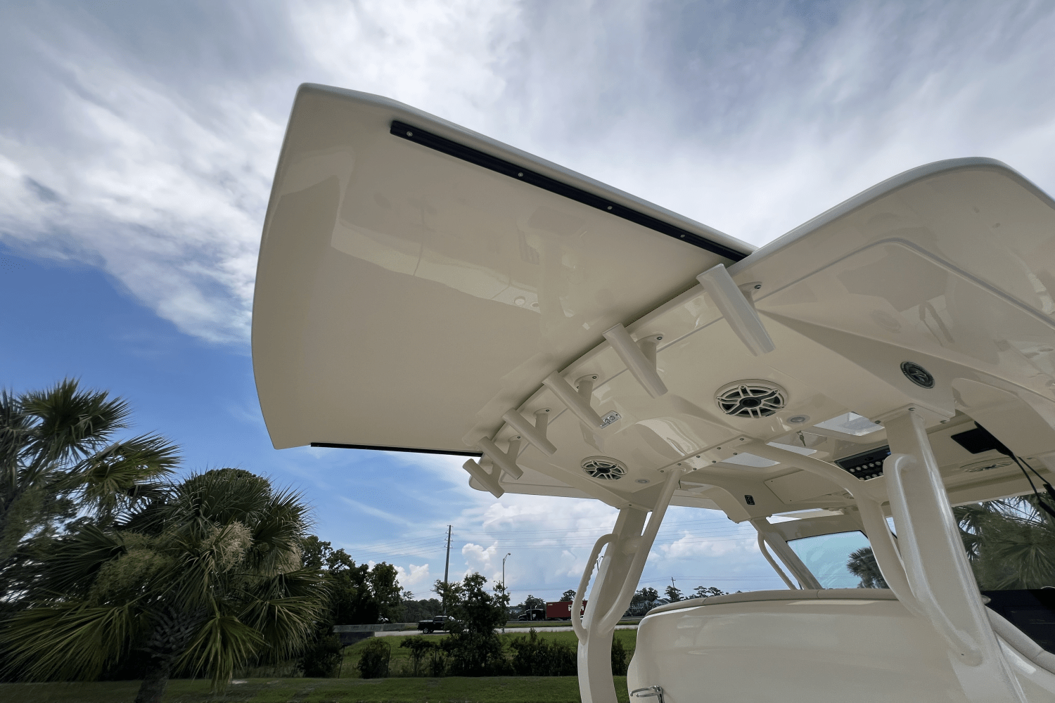 2026 Scout 330 LXF Image Thumbnail #25