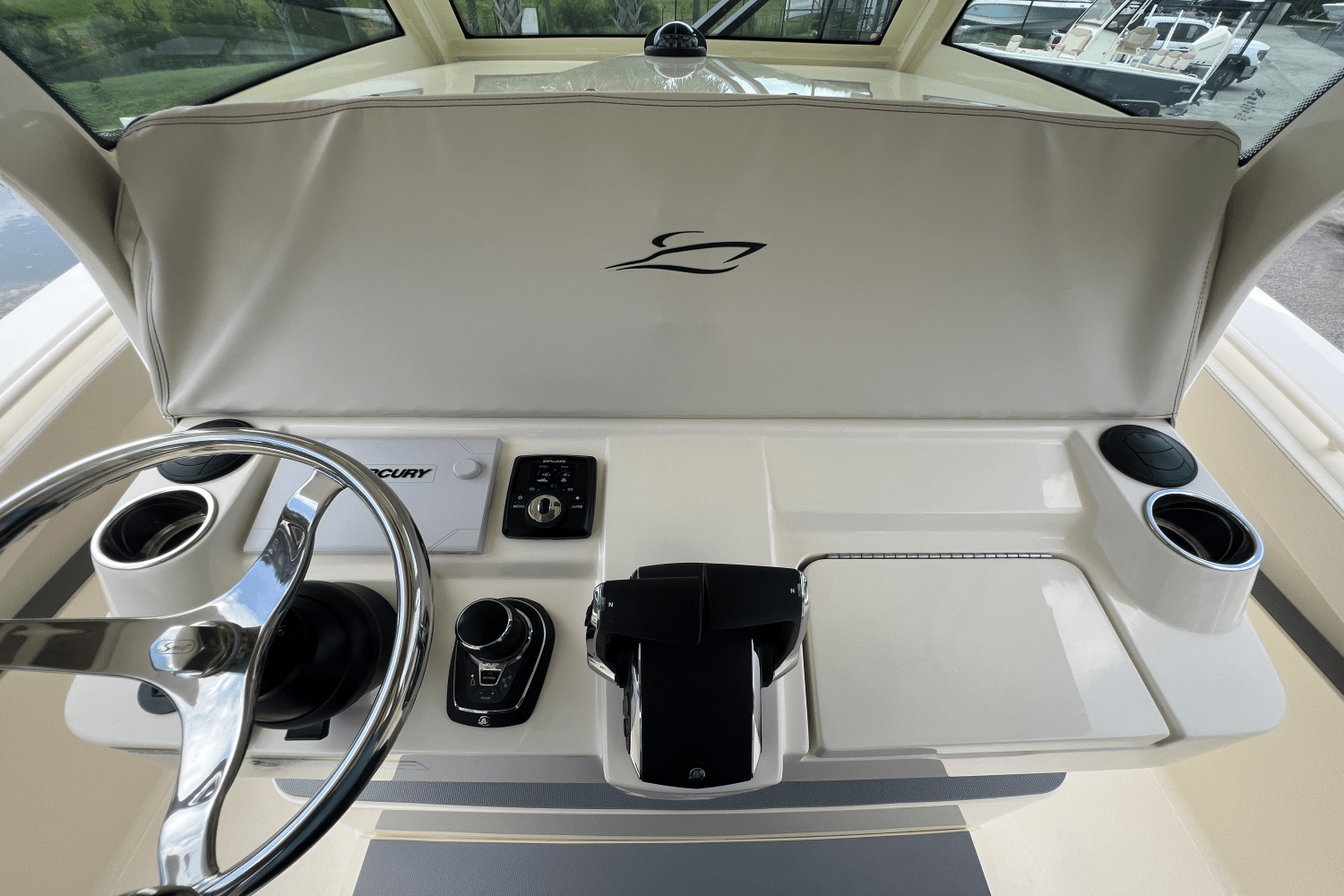 2026 Scout 330 LXF Image Thumbnail #19