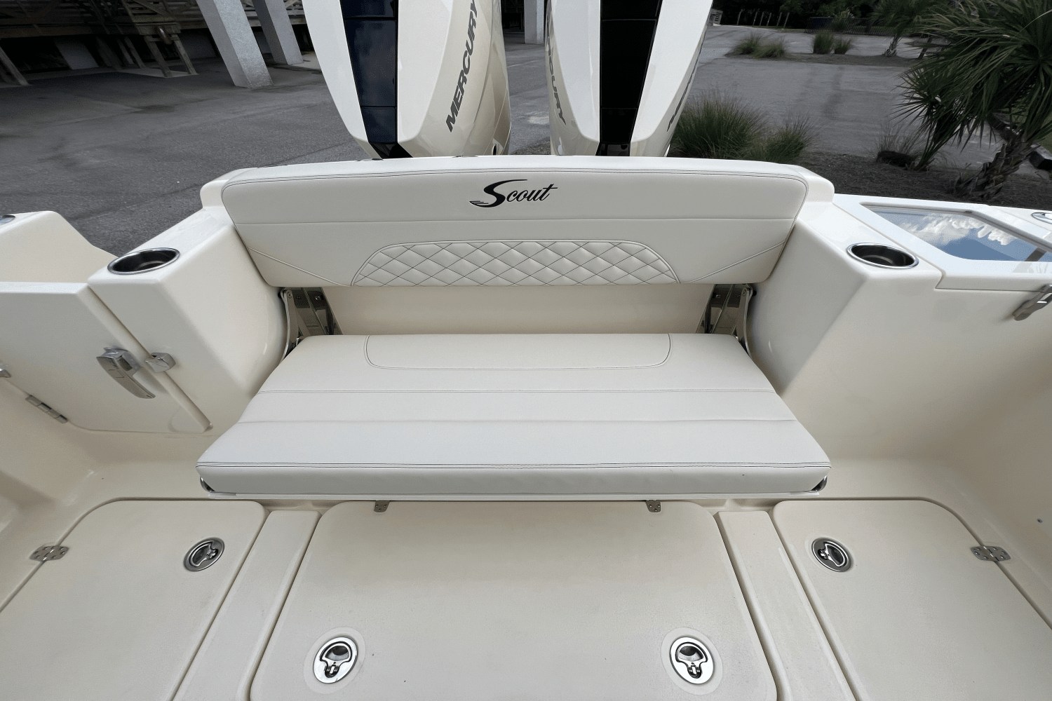 2026 Scout 330 LXF Image Thumbnail #7