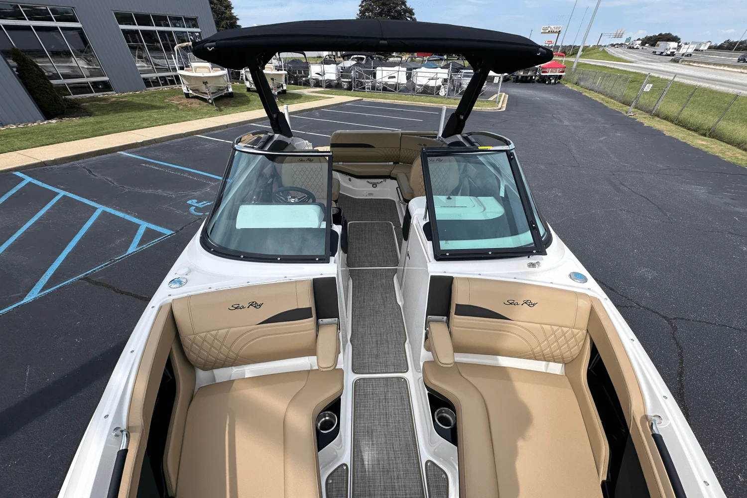 2026 Sea Ray SLX 260 Image Thumbnail #20