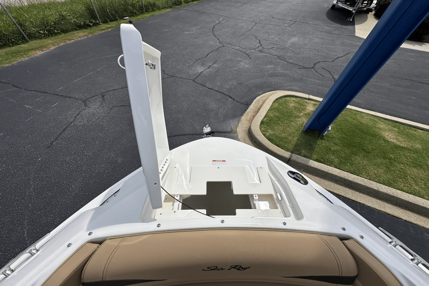 2026 Sea Ray SLX 260 Image Thumbnail #21