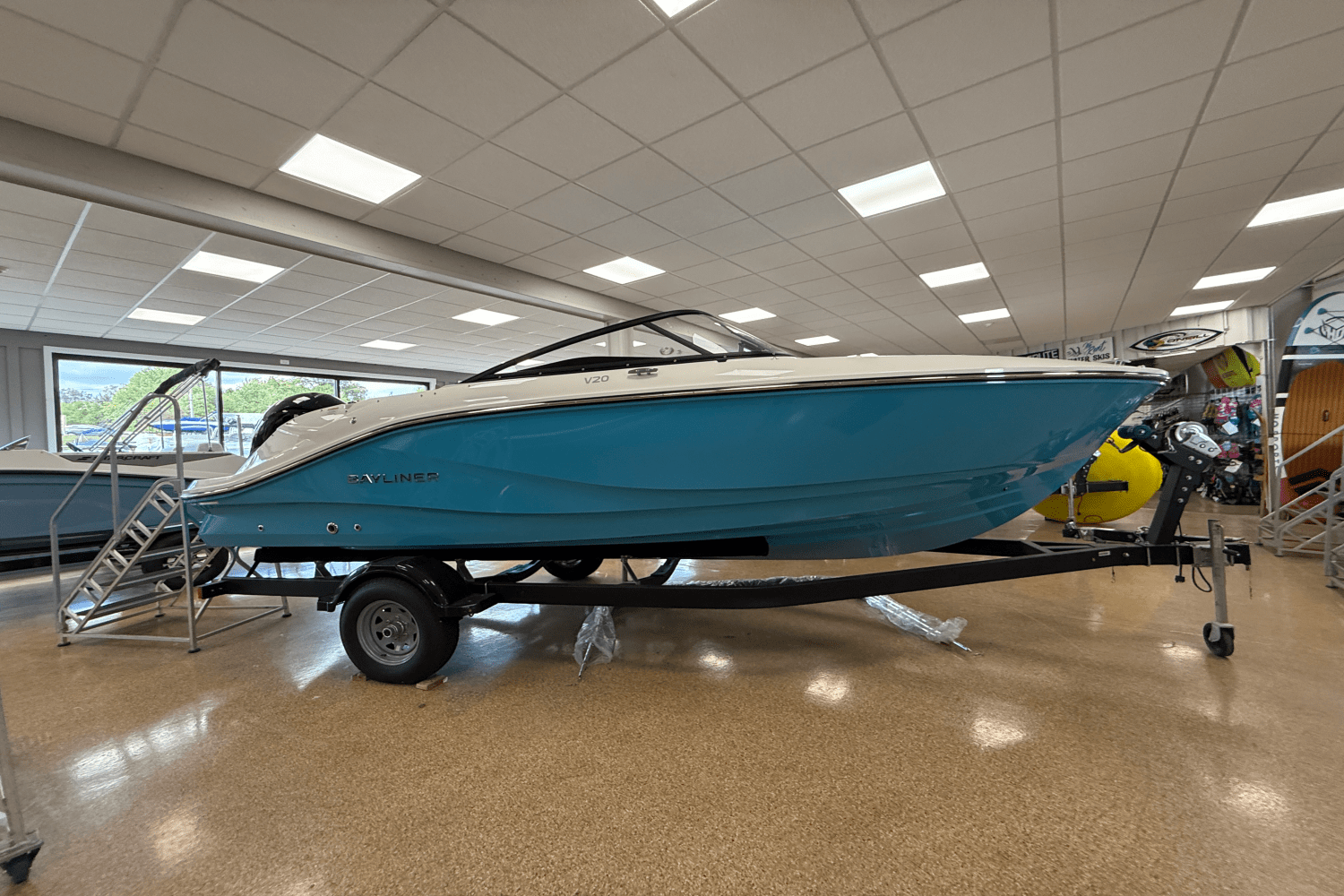 2025 Bayliner V20 Image Thumbnail #2