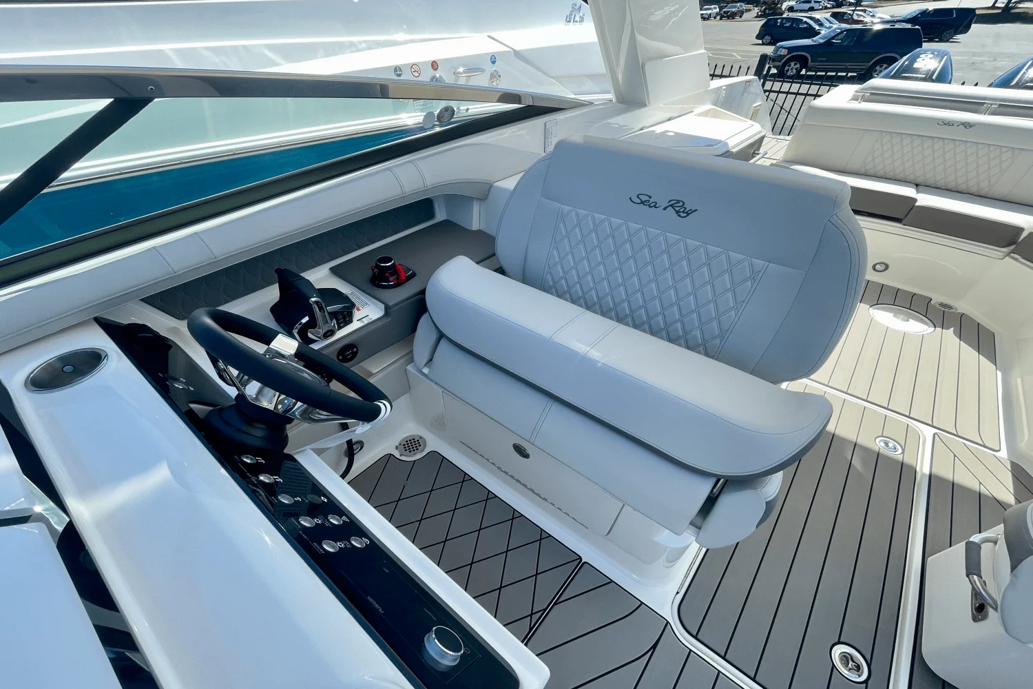 2026 Sea Ray SLX 310 Outboard Image Thumbnail #14