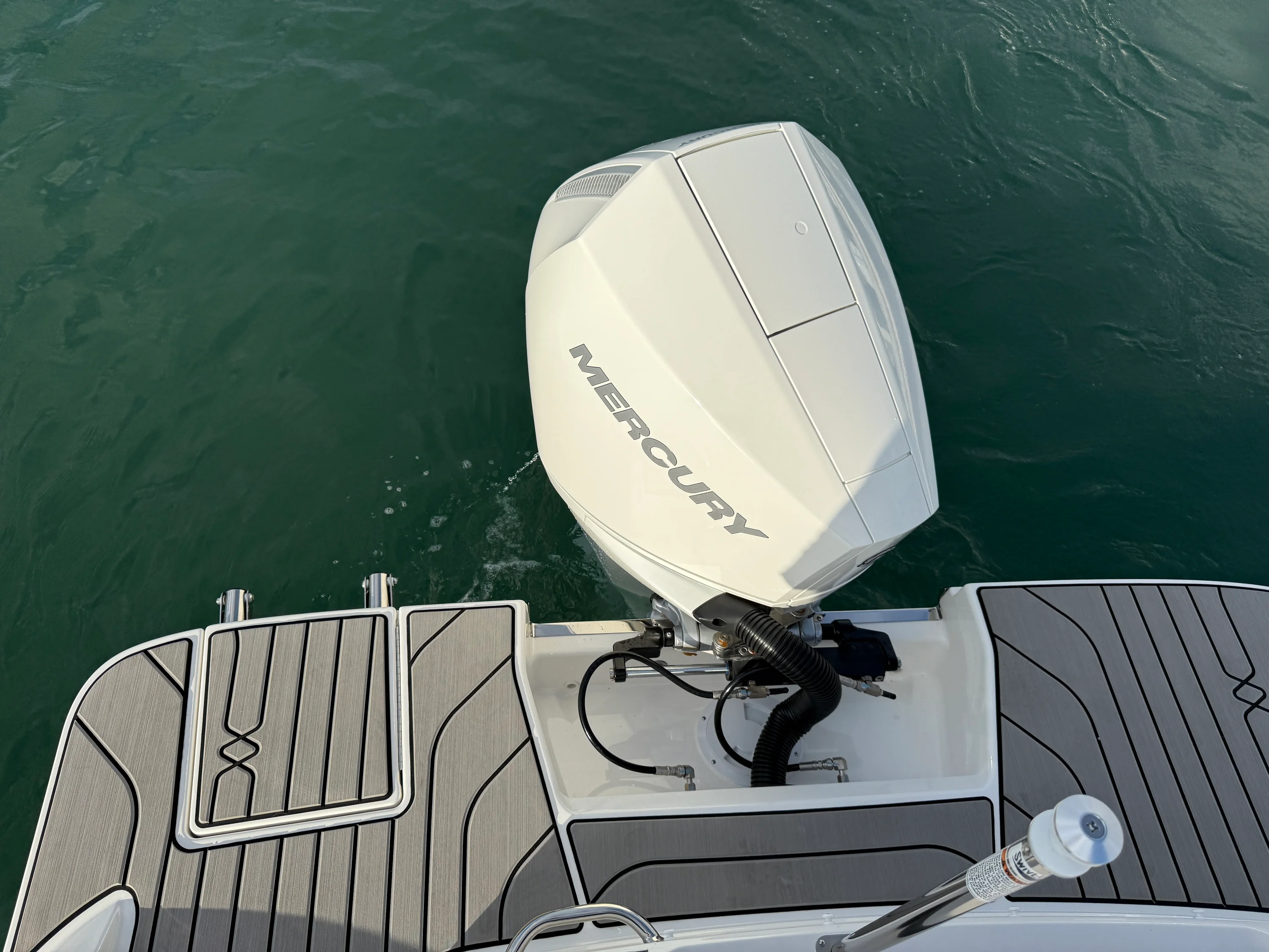 2026 Sea Ray SPX 210 Outboard Image Thumbnail #4