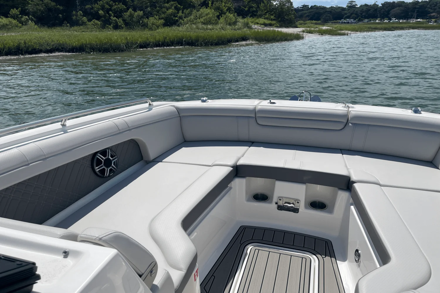 2026 Sea Ray SDX 290 Outboard Image Thumbnail #21