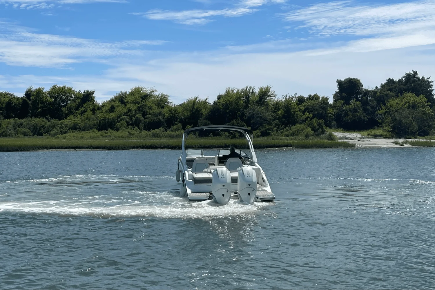 2026 Sea Ray SDX 290 Outboard Image Thumbnail #4
