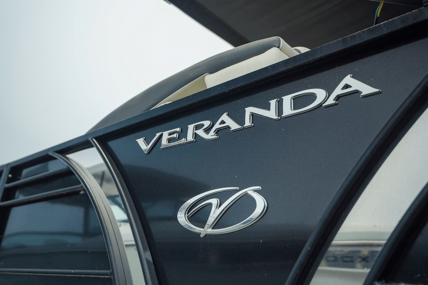 2019 Veranda 22 VP RF Image Thumbnail #3