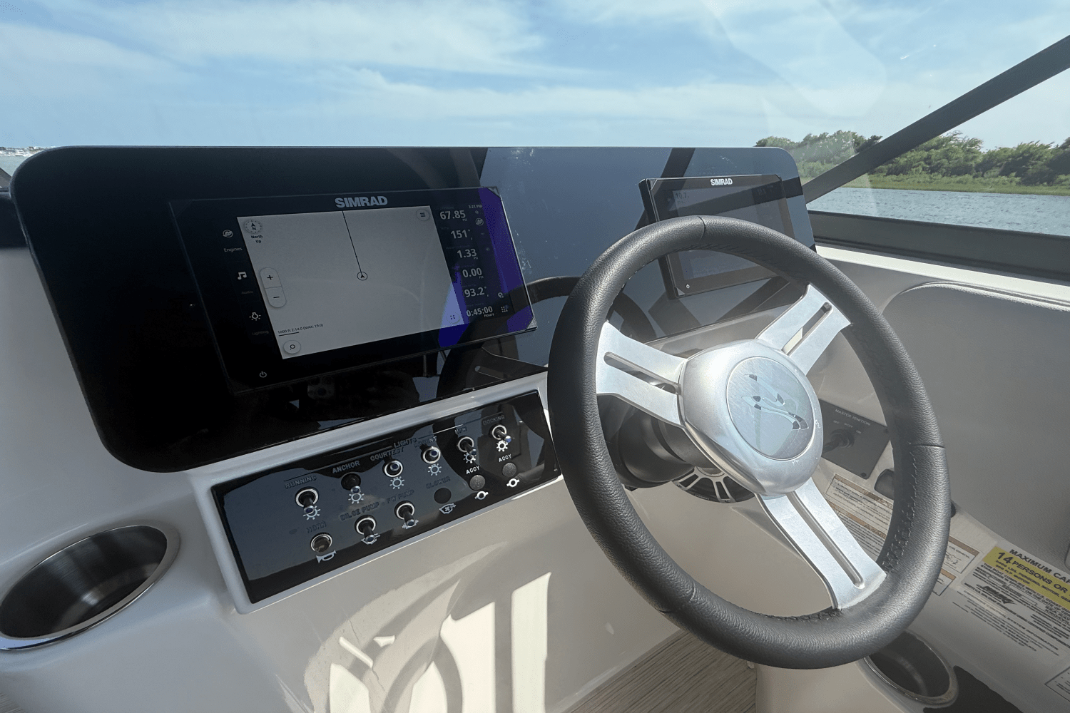 2025 Sea Ray SDX 250 Outboard Image Thumbnail #10